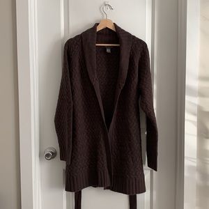 Banana Republic Luxe Sweater 🧵